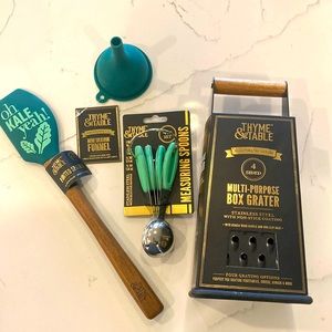 Kitchen set  Thyme & Table